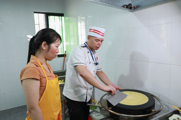 想学煎饼果子技术需要多少钱