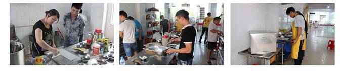 深圳煌旗石磨肠粉培训学员实操风采2