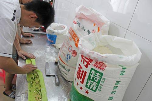 煌旗特色包子培训老师教学风采