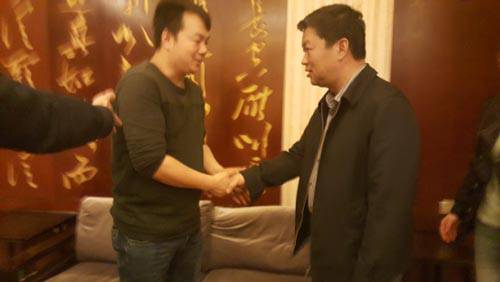 煌旗小吃培训雷总督导与宜兴市市委书记会面