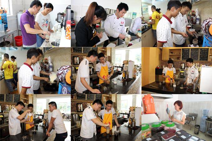 深圳煌旗珍珠奶茶培训学员学习过程
